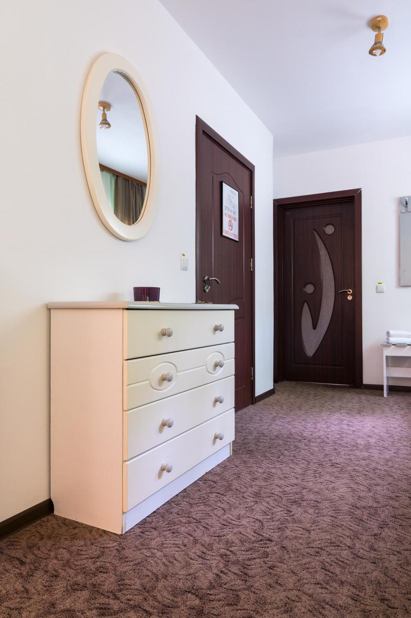 Vila Pufu Slanic Moldova Ngoại thất bức ảnh