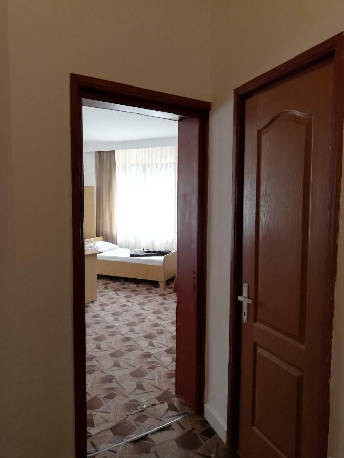Vila Pufu Slanic Moldova Ngoại thất bức ảnh